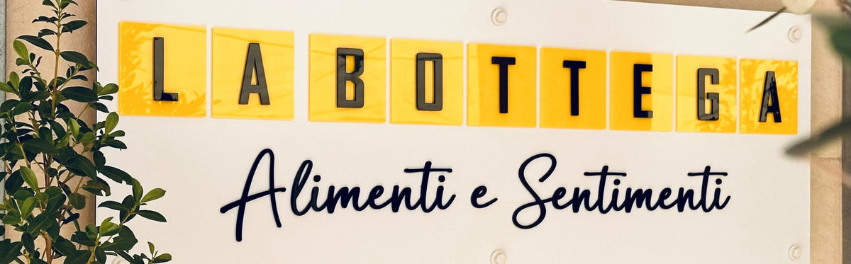 Insegna completa di La Bottega Alimenti e Sentimenti